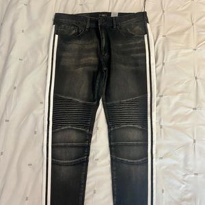 Fashion Nova Skinny 36 Black
